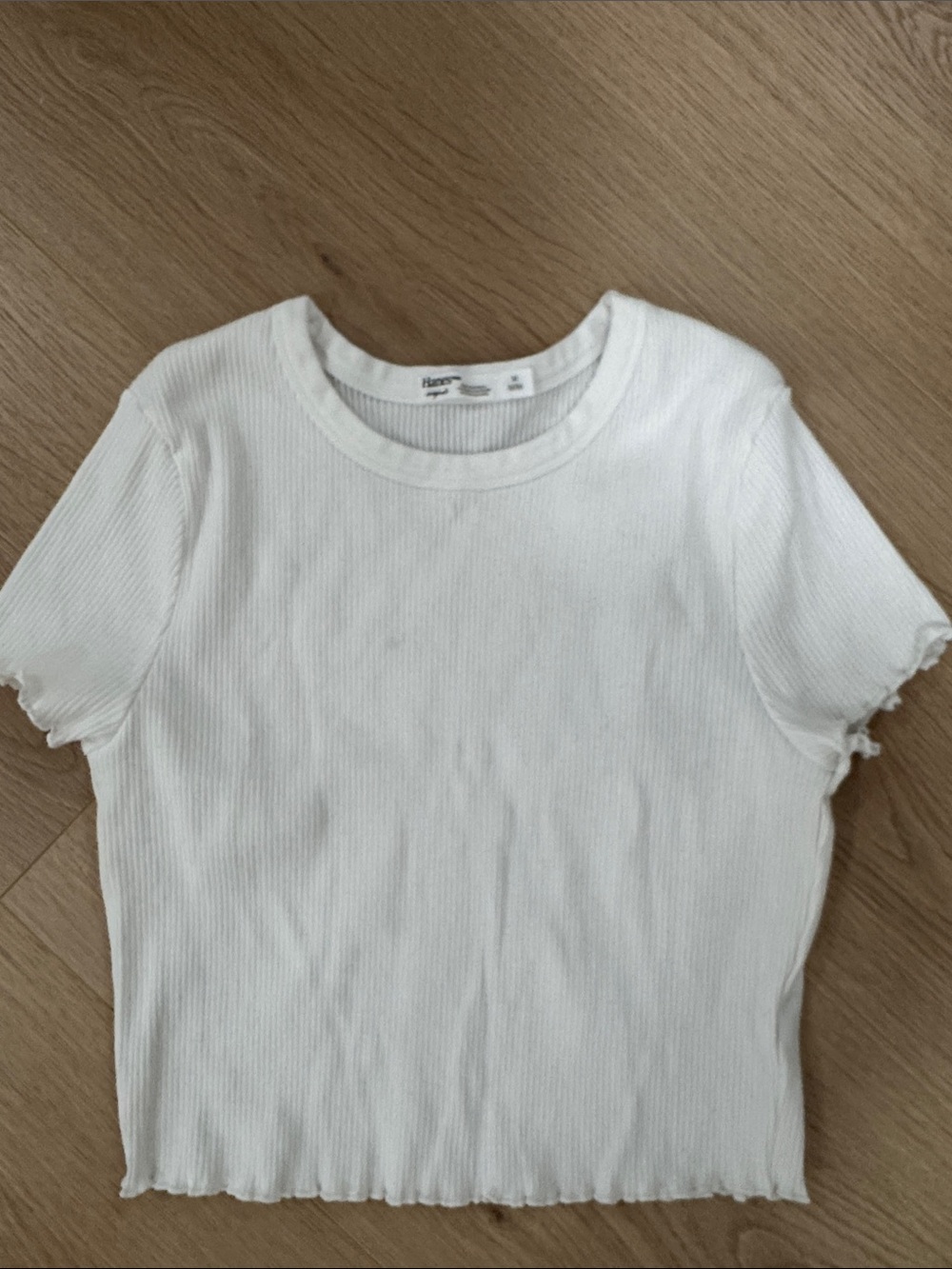 H&M White Ribbed Lettuce-Edge Short Sleeve Top